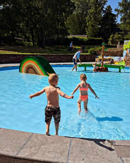 Outdoor swimming pool