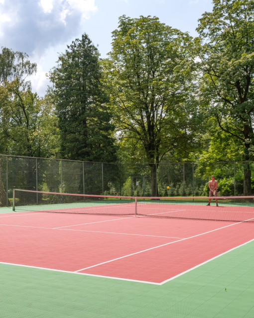 All-weather tennis court