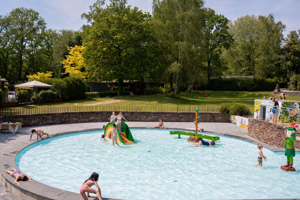Outdoor swimming pool